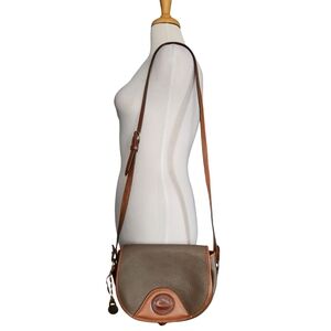 Vintage Dooney and Bourke Pebbled Tan Brown Leather Crossbody Bag